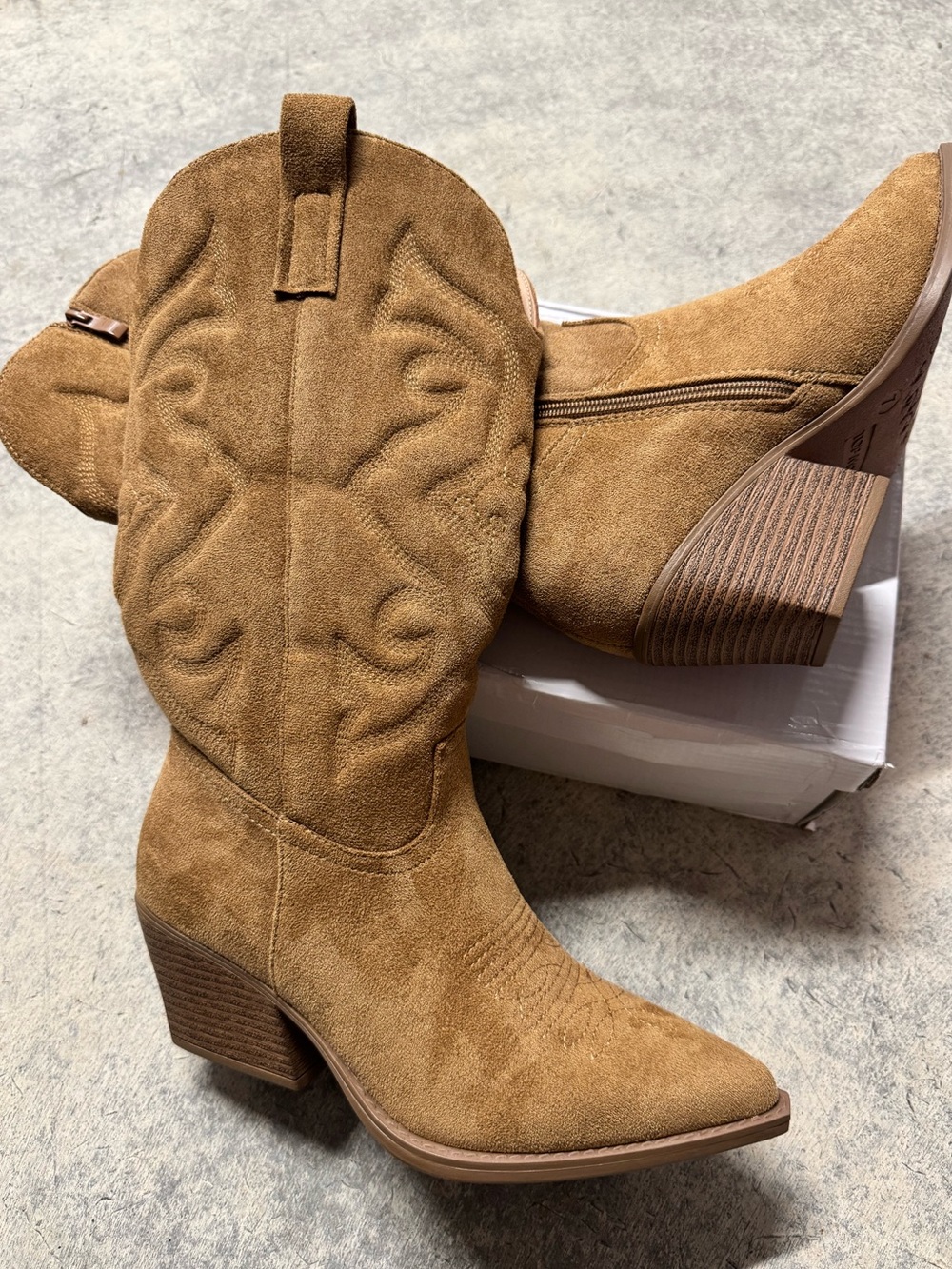 TOP Moda Tan Suede Western Block Heel Ankle Boots